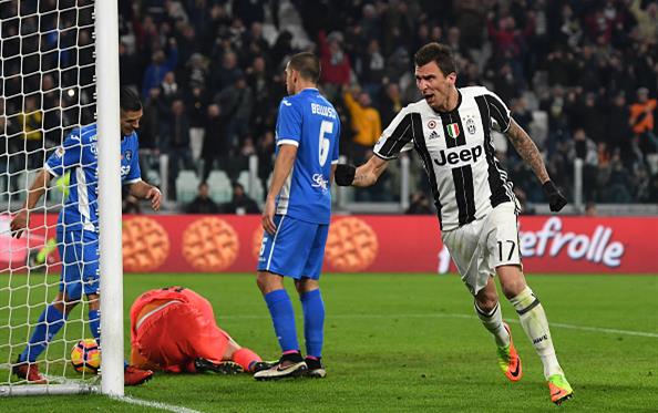 Манджукич может перейти в Вест Хэм, Getty Images