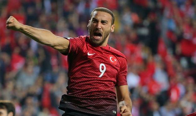 Дженк Тосун, fifa.com