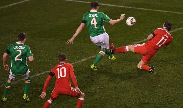 Джон О' Ши, Гарет Бэйл, The Sun