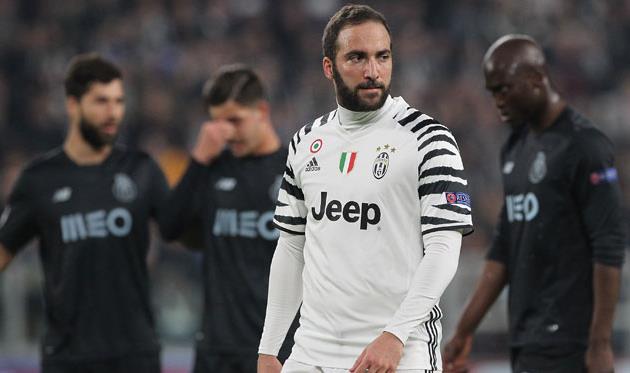 Гонсало Игуаин, - Getty Images