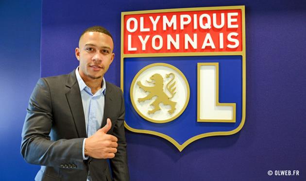 Мемфис Депай, фото фк лион