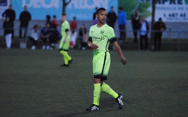 Младший Райт-Филлипс дебютирует в сборной Англии U-16, twitter.com