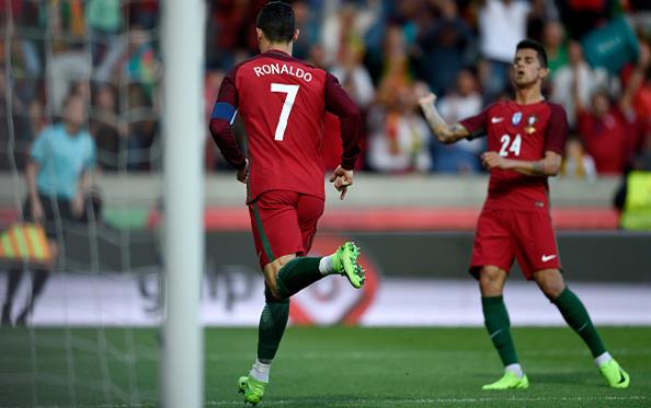 Роналду забил очередной гол за сборную, Getty Images