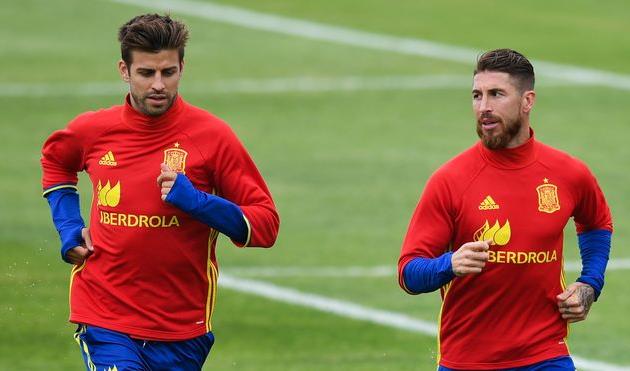 Жерар Пике и Серхио Рамос, getty images