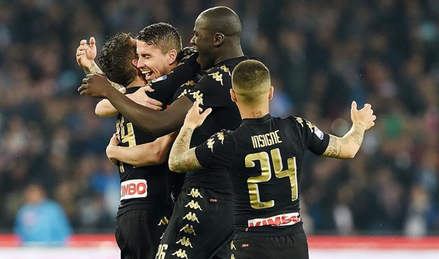 НАПОЛИ ДОМА ОБЫГРАЛ УДИНЕЗЕ, GETTY IMAGES