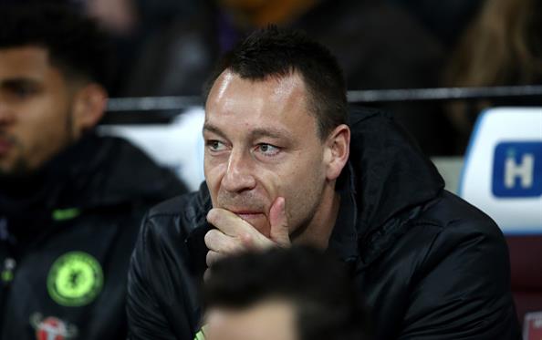 Клубы АПЛ хотят заполучить Терри, Getty Images