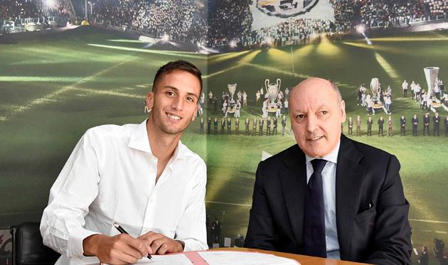 Родриго Бентанкур (слева), juventus.com