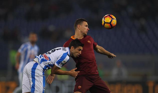 Эдин Джеко постарается забить Пескаре, Getty Images