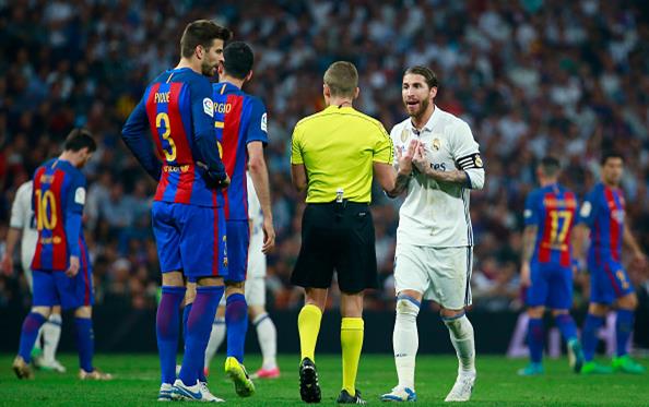 Серхио Рамос покинул поле из-за удаления, Getty Images