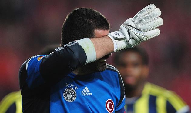 Волкан Демирель серьезно не пострадал, Getty Images