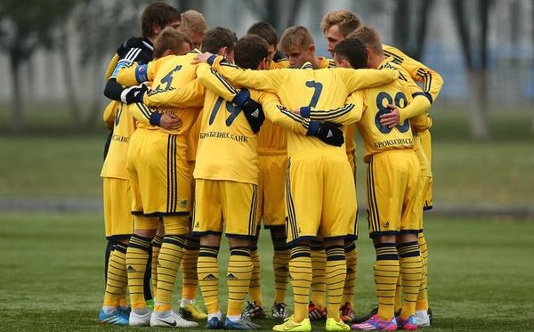 Сразу 14 игроков получили дисквалификации, ФК Металлист