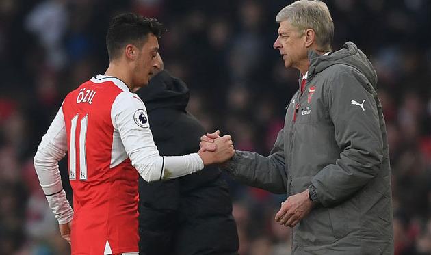 Месут Озил и Арсен Венгер, Getty Images