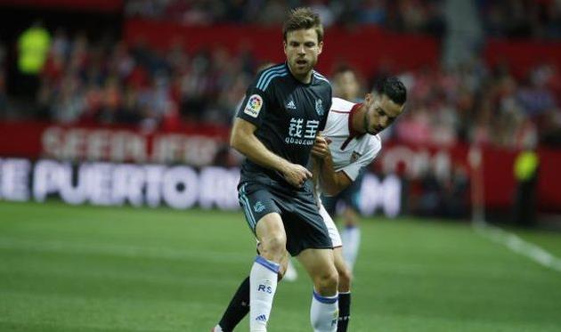 Асьер Ильярраменди и Пабло Сарабия, laliga.es