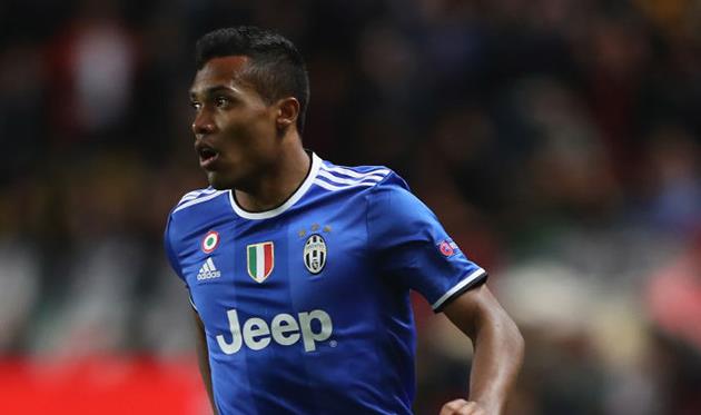 Алекс Сандро, getty images