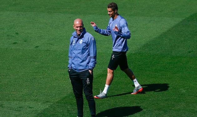 Зинедин Зидан и Криштиану Роналду, Getty Images