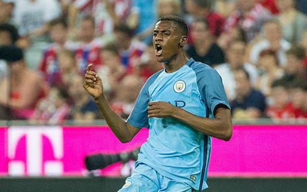 Тосин Адарабиойо: 