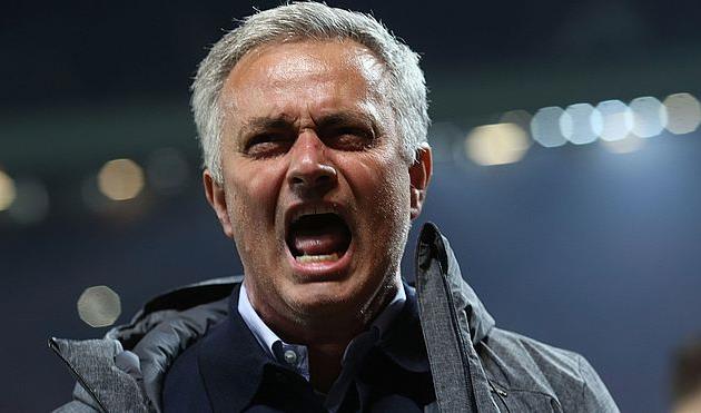 Жозе Моуриньо, фк манчестер юнайтед