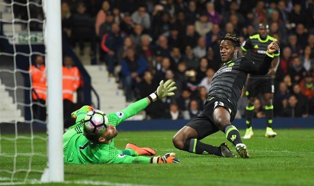 Мичи Батшуайи забивает чемпионский гол, getty images