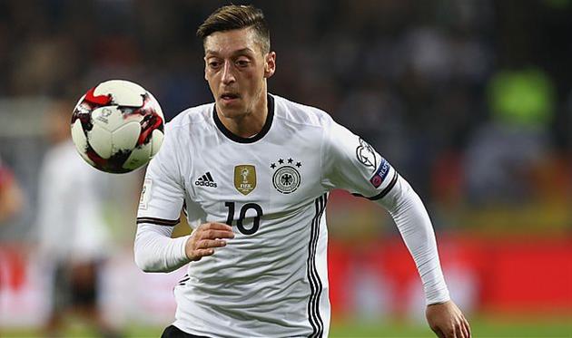 Озил не полетит в Россию, getty images