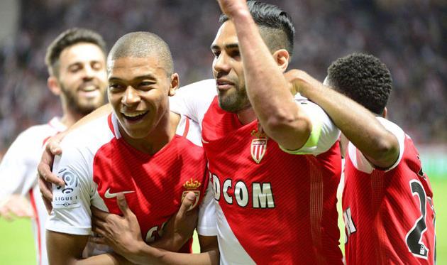 Килиан Мбаппе и Радамель Фалькао, Getty Images