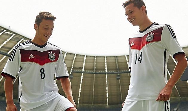 Месут Озил и Юлиан Дракслер, Getty Images