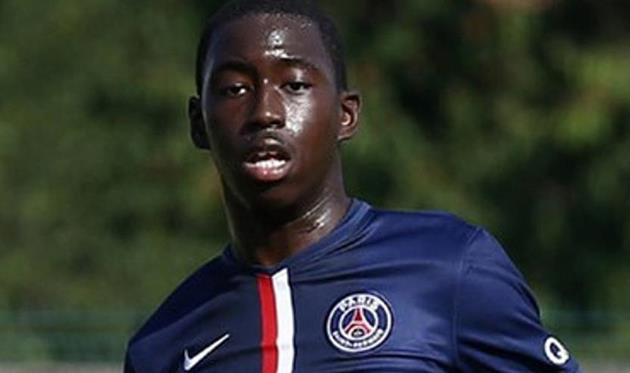 Мамаду Дембеле, фото официального сайта ПСЖ