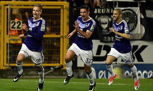 Лукаш Теодорчик, HLN