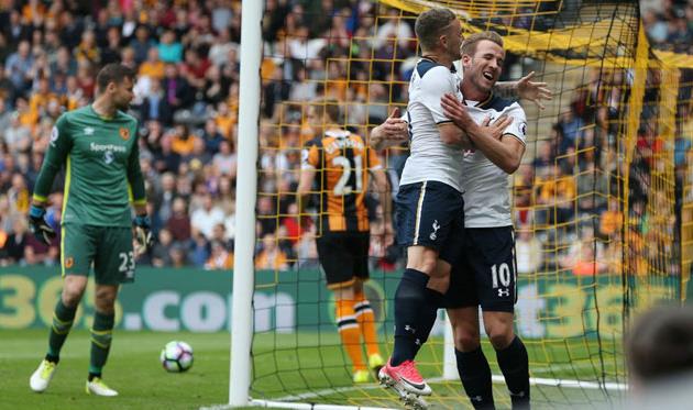 Харри Кейн празднует свой первый гол в ворота Халла, Getty Images