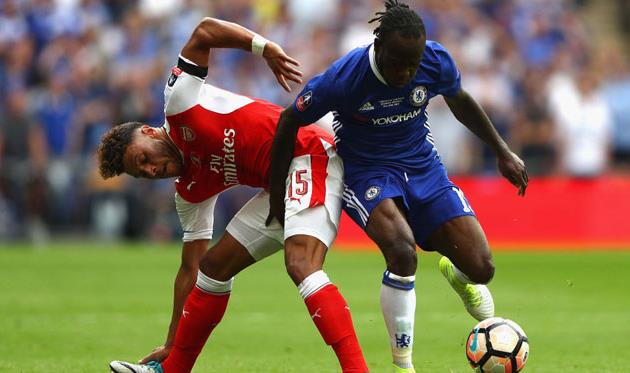 Алекс Окслейд-Чемберлен и Виктор Мозес, Getty Images