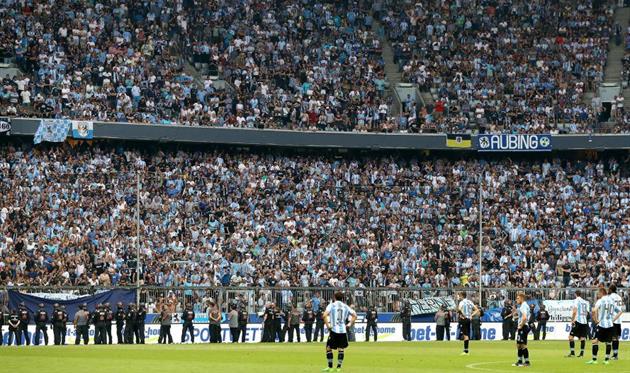 Мюнхен 1860 вылетел из второй Бундеслиги