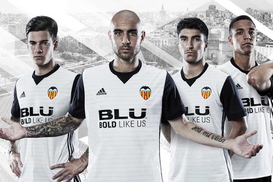 Валенсия оригинально представила новую форму