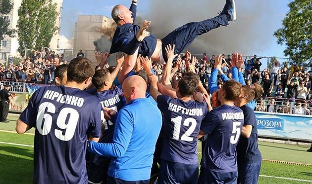 Десна радуется выходу в УПЛ, ФК Десна