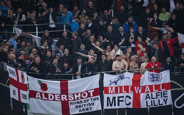 Английские фанаты проявили себя не с лучшей стороны, Getty Images