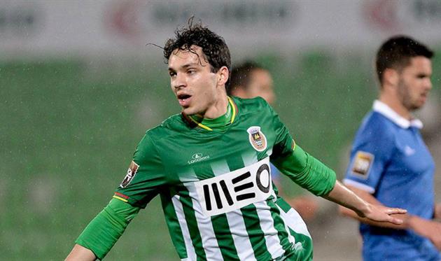 Кровинович будет выступать за Бенфику, maisfutebol.iol.pt