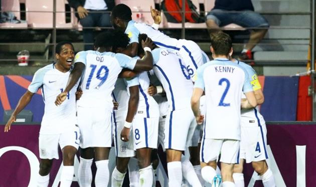 Юные англичане празднуют выход в финал ЧМ U-20, fifa.com