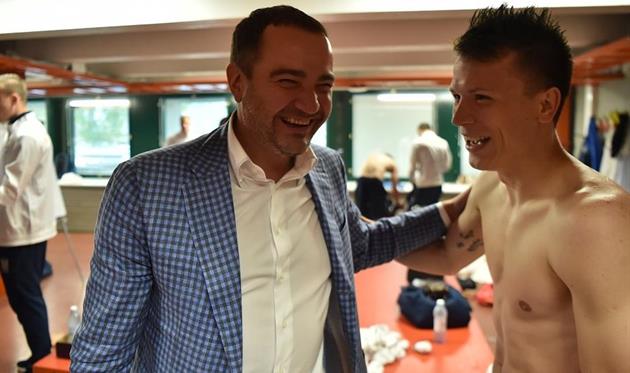 Андрей Павелко (слева) и Евгений Коноплянка, Пресс-служба сборной Украины