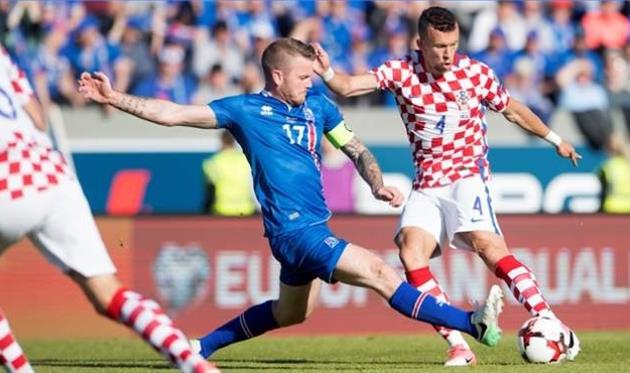 Исландия победила Хорватию, HNS