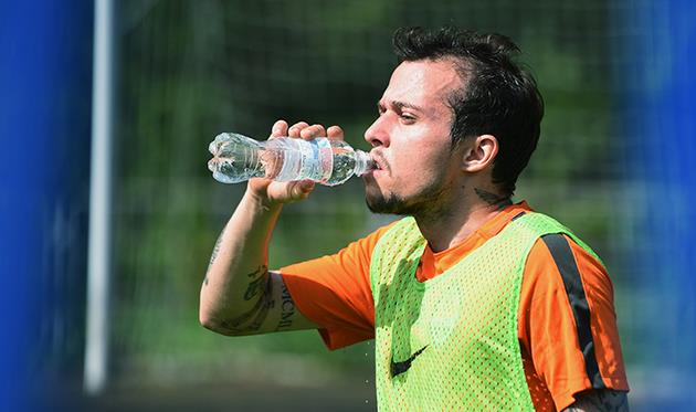 Бернард, фото фк шахтер