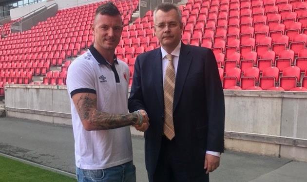 Ян Лаштувка и Ярослав Трдвик, twitter.com/efotbalcz