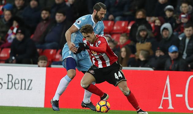 Аднан Янузай против Эрика Питерса, Getty Images