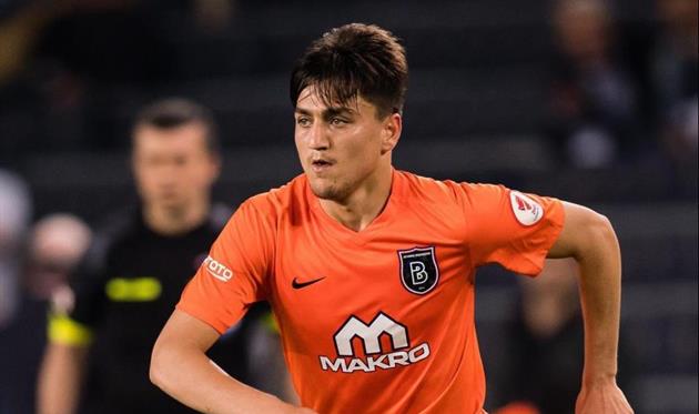 Истанбул требует Челси увеличить предложение по Ундеру