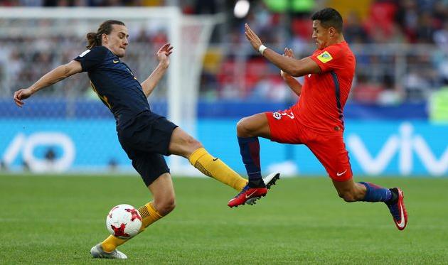 Джексон Ирвин и Алексис Санчес, getty images