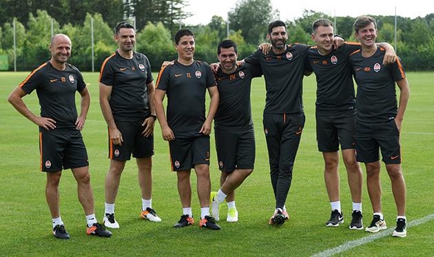 фото фк шахтер