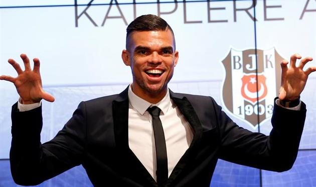 Пепе, The National