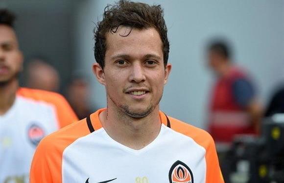 Бернард, ФК Шахтер