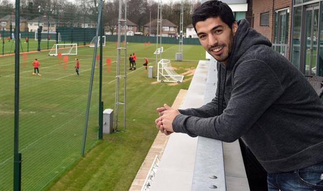 Суарес продолжает переживать за мерсисайдцев, ФК Ливерпуль