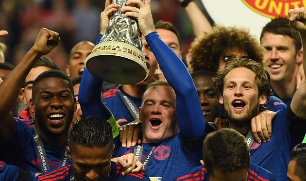 Уэйн Руни (в центре), Getty Images