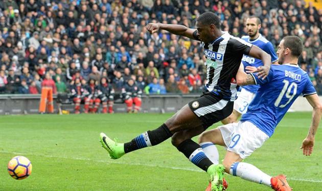 Дуван Сапата против Леонардо Бонуччи, Getty Images