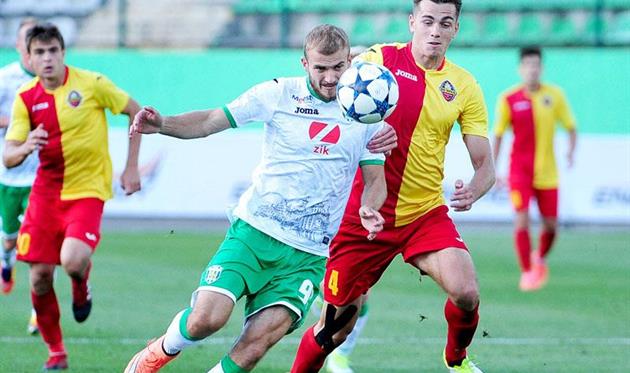 Роман Дебелко, ФК Карпаты