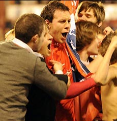 Есть еще один скальп!